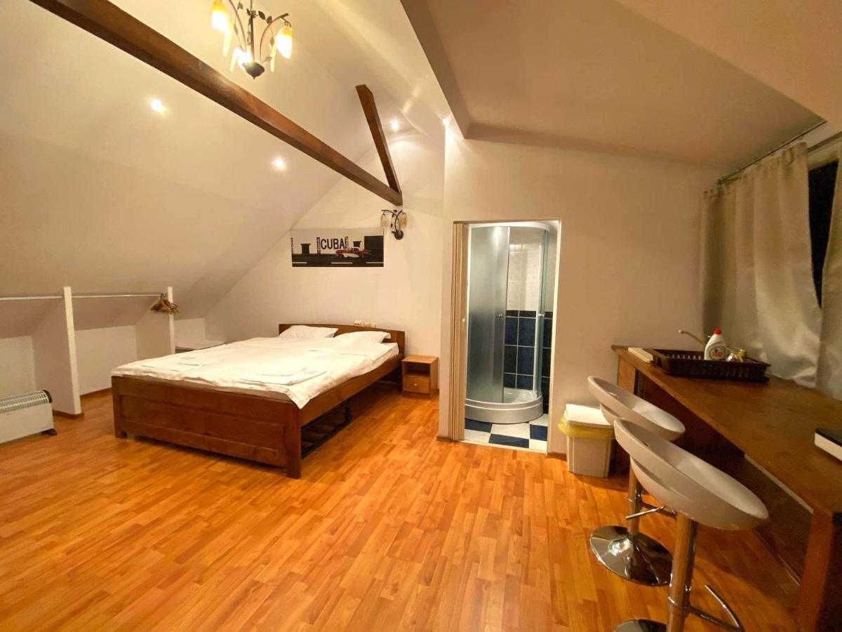 Arina'S Apartments Braşov Exteriör bild